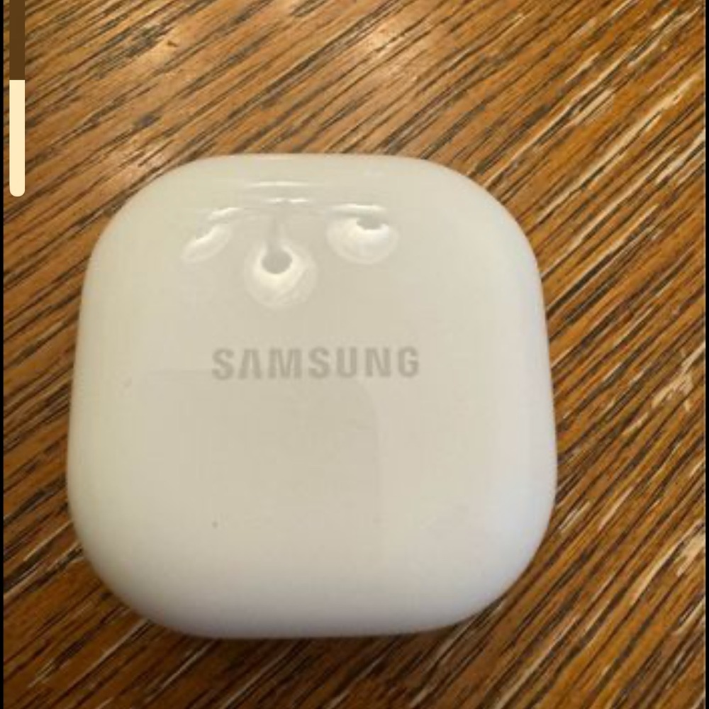 Samsung earbuds